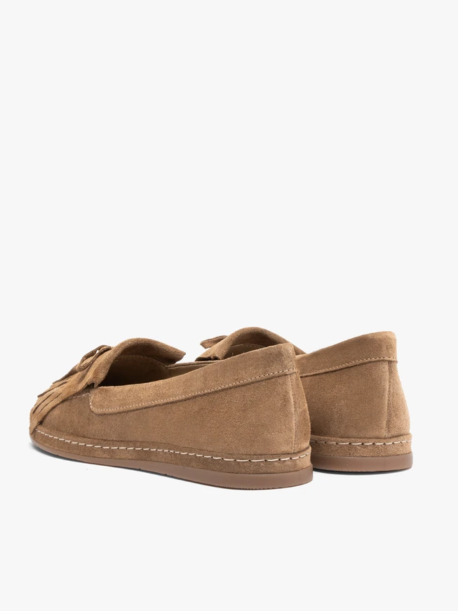 Dunkelbeige Ballerinas mit Fransen