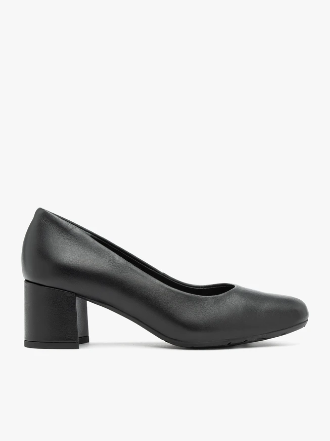 Schwarze Pumps aus Vollnarbenleder mit Stilettoabsatz