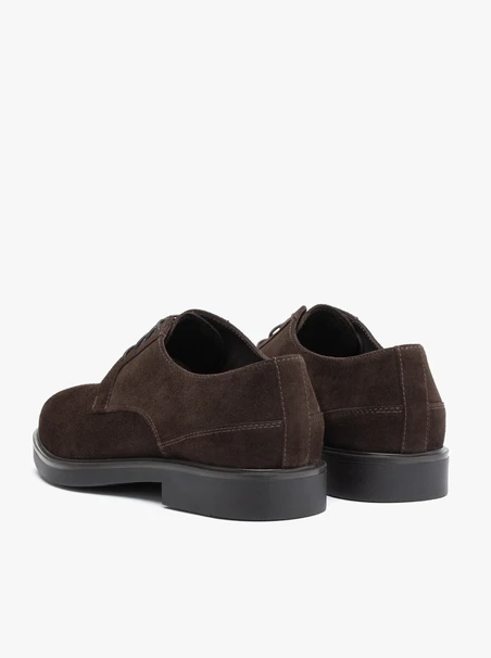 Braune Velourshalbschuhe