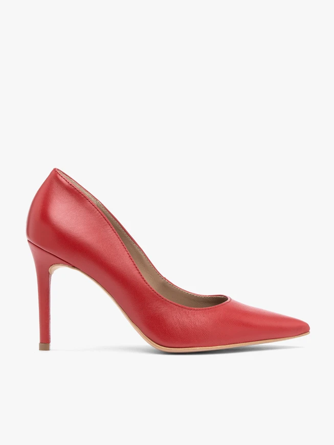 Red stiletto pumps