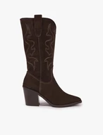 Braune genähte Cowboystiefel