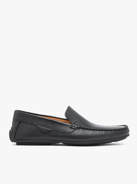 Black grain leather moccasins