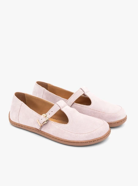 Pink barefoot ballerinas