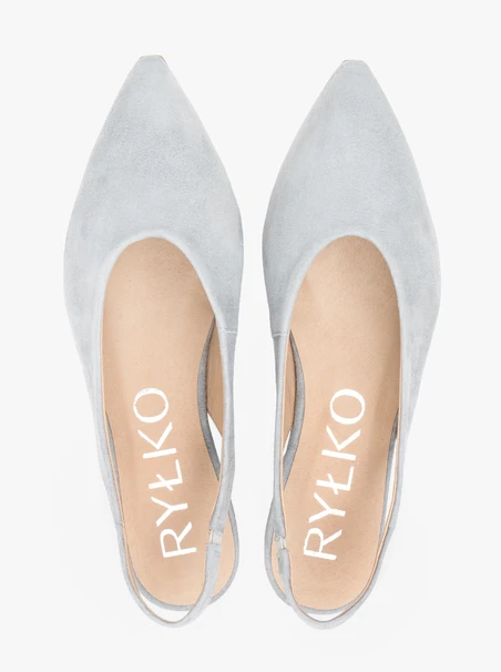 Light blue pointed slingback pumps