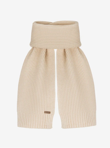 Beige hat and scarf set