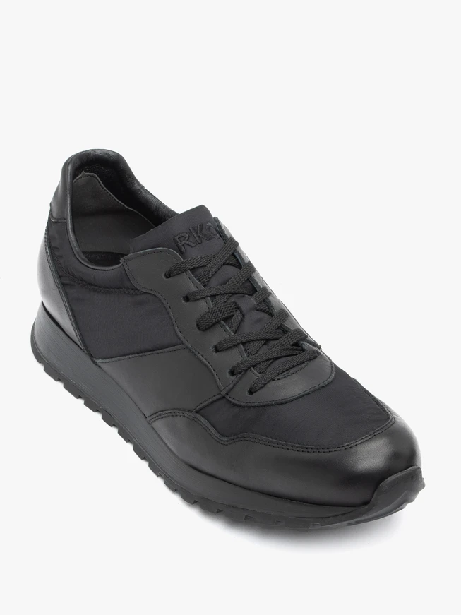 Black sports half shoes