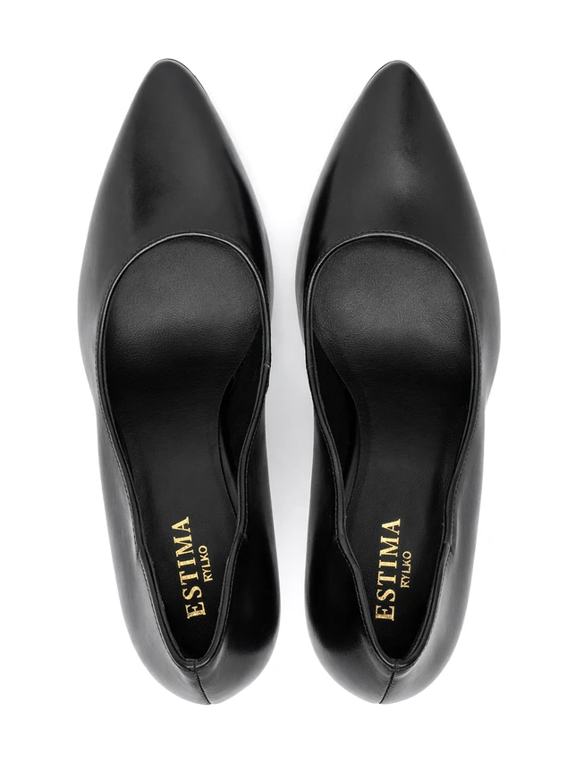 Stiletto-Pumps aus schwarzem genarbtem Leder