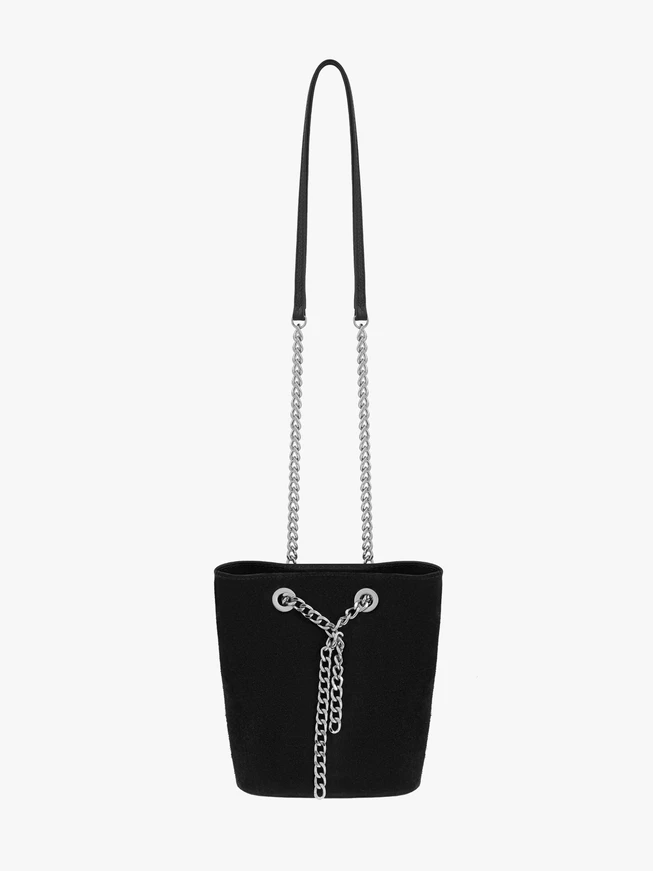 Schwarze Lederhandtasche mit Kette