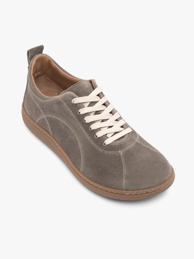Halbschuhe aus dunkelgrauem Veloursleder