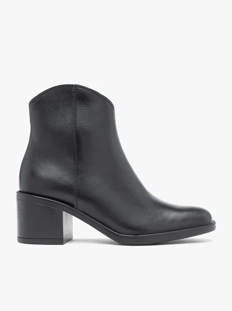 Schwarze Cowboystiefel aus Leder