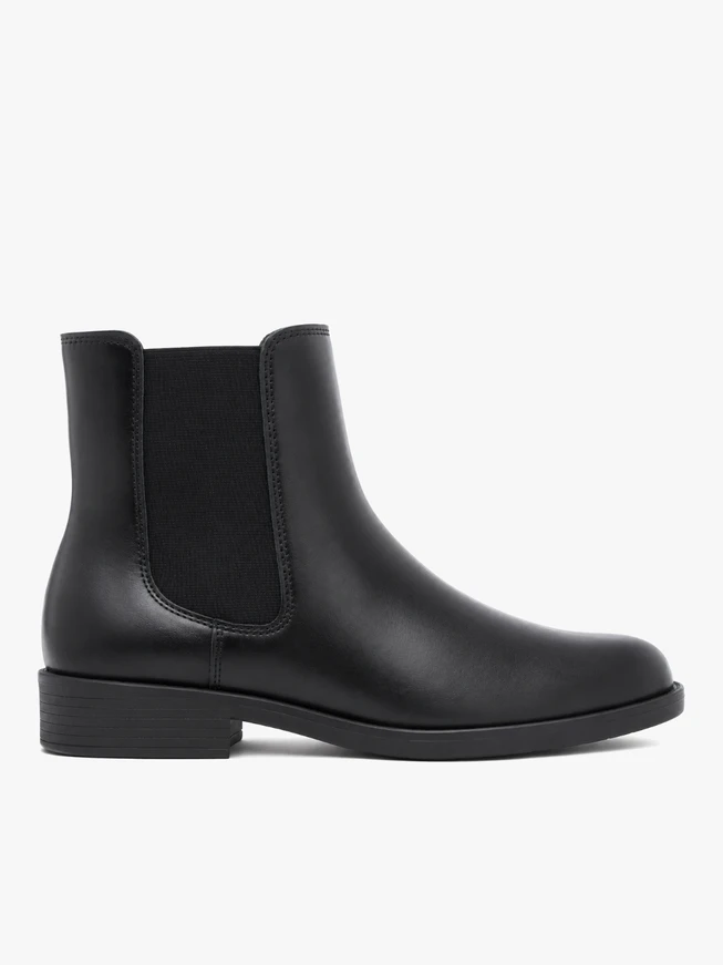 Black full grain leather slippers