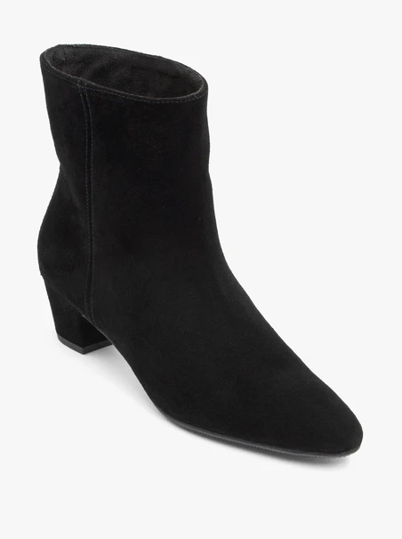 Schwarze Veloursstiefel mit niedrigen Absätzen