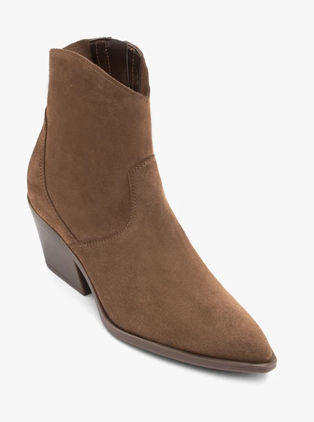 Braune Cowboystiefel aus Velours
