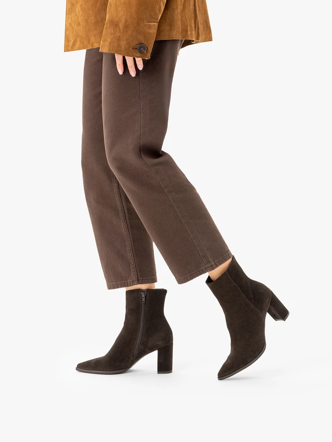 Maroon higher velour leather boots