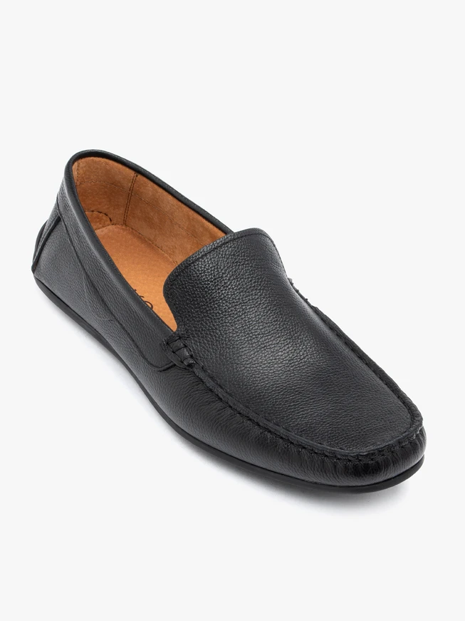 Black grain leather moccasins
