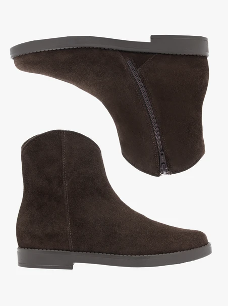 Dunkelbraune Cowboystiefel aus Velours