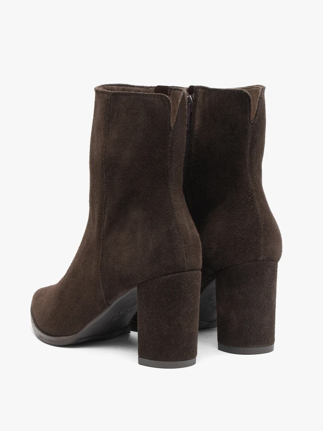 Maroon higher velour leather boots