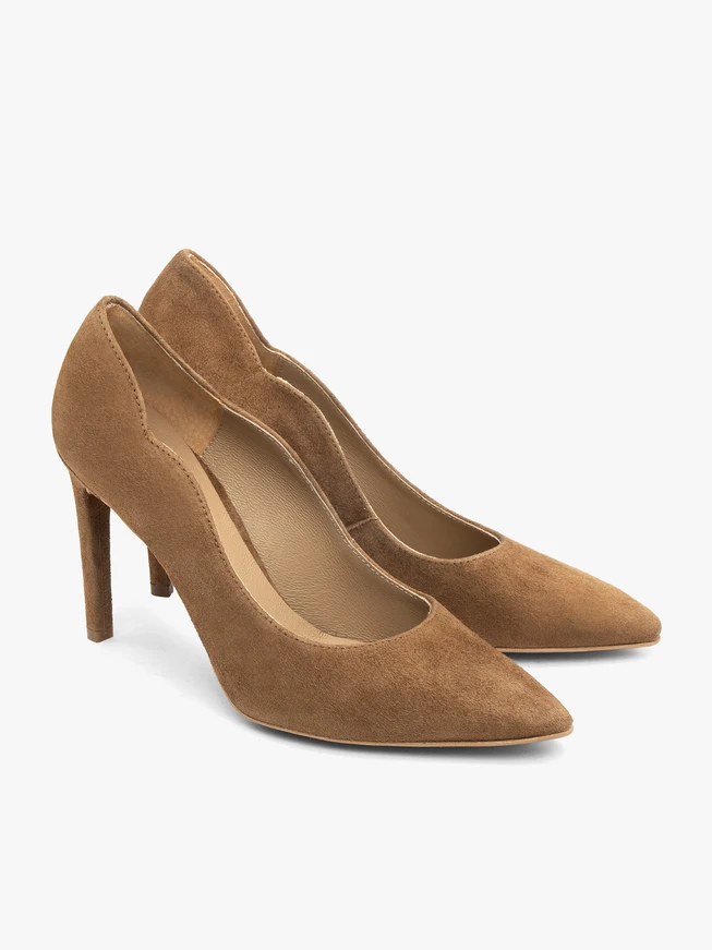 Brown grain leather pumps with stiletto heel