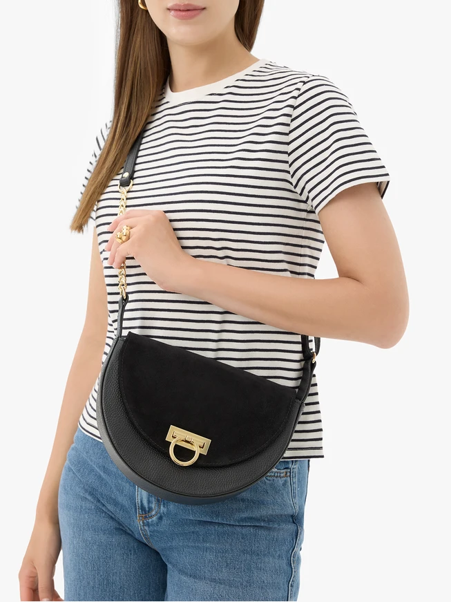 Schwarze Lederhandtasche mit Schnallenverschluss