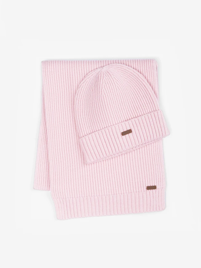 Light pink hat and scarf set