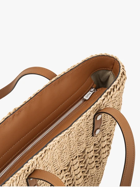 Beige and red braided basket shopper bag