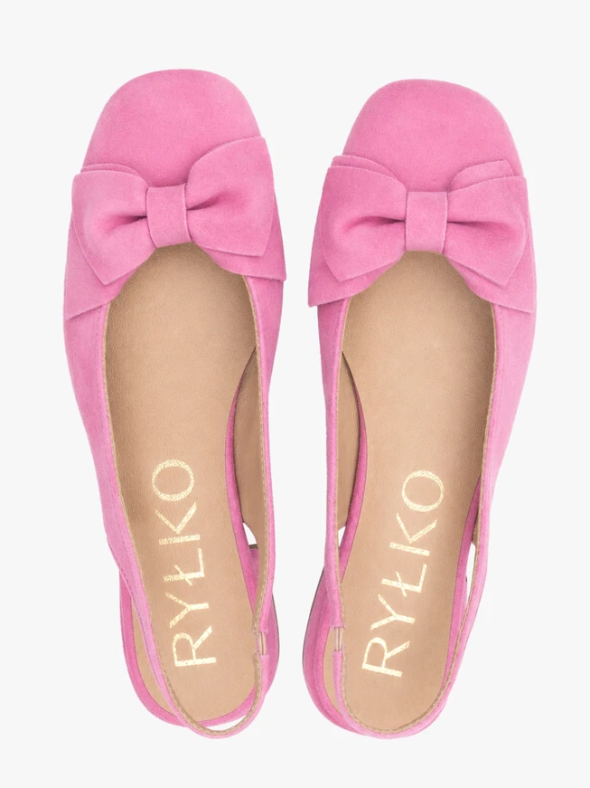Pink slingback heelless pumps with bow