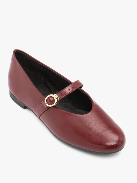 Kastanienbraune Riemchen-Ballerinas