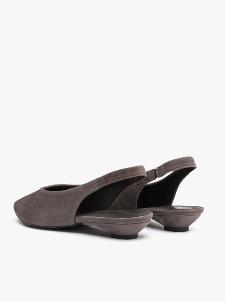 Ciemnobrązowe czółenka slingback w szpic