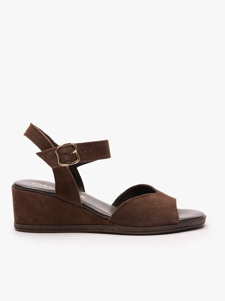 Dunkelbraune Plateausandalen