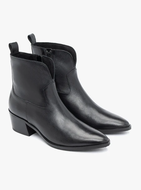 Schwarze Cowboystiefel aus Leder