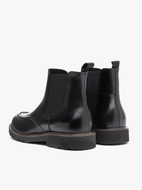 Black leather slippers