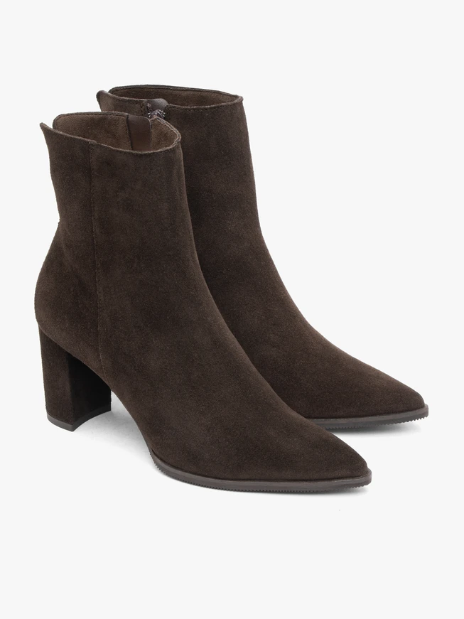 Maroon higher velour leather boots