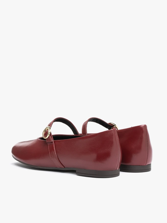 Kastanienbraune Riemchen-Ballerinas