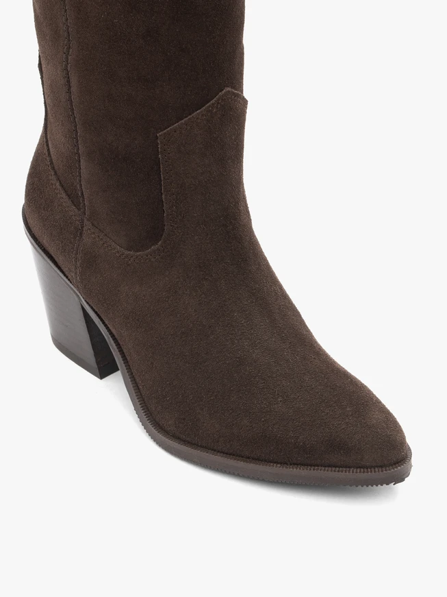 Dunkelbraune höhere Cowboystiefel