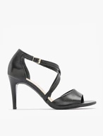 Sandalen mit dekorativen Riemen