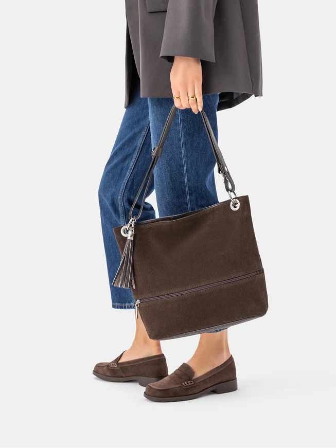 Handtasche mit Quaste