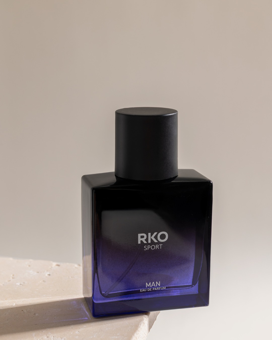 Perfumy energetyzujące z nutą grejpfruta i ananasa